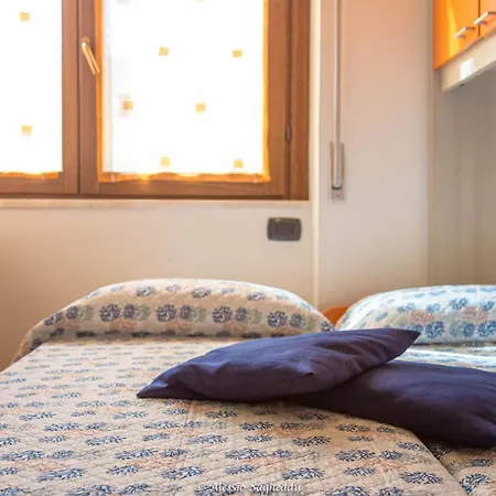 Casa Mary, A Pochi Passi Dal Mare Iun R9437 Apartment Cala Gonone