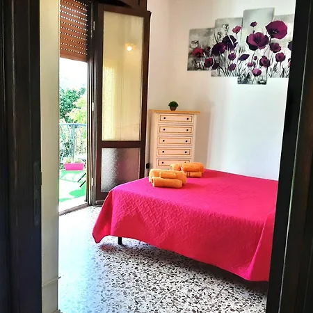 Casa Mary, A Pochi Passi Dal Mare Iun R9437