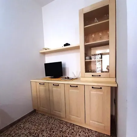 דירה Casa Mary, A Pochi Passi Dal Mare Iun R9437 קאלה גונונה