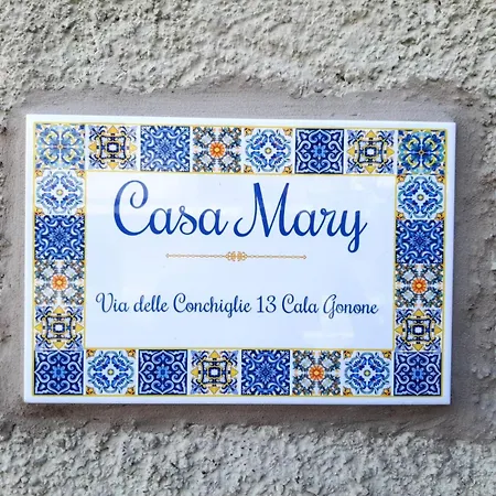 Casa Mary, A Pochi Passi Dal Mare Iun R9437 דירה
