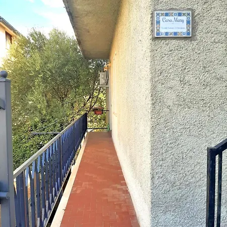 Casa Mary, A Pochi Passi Dal Mare Iun R9437 קאלה גונונה
