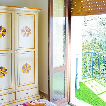 Casa Mary, A Pochi Passi Dal Mare Iun R9437 Cala Gonone