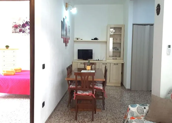 Casa Mary, A Pochi Passi Dal Mare Iun R9437 Διαμέρισμα *
